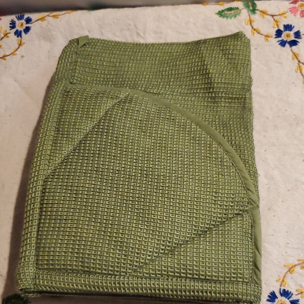 Two Rachael Ray Green Moppine Oven Mitt Kitchen Towel